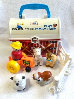 Fisher-Price Play Family Farm: Farmer Tractor Animals Cow Sheep Horse Dog Fences
